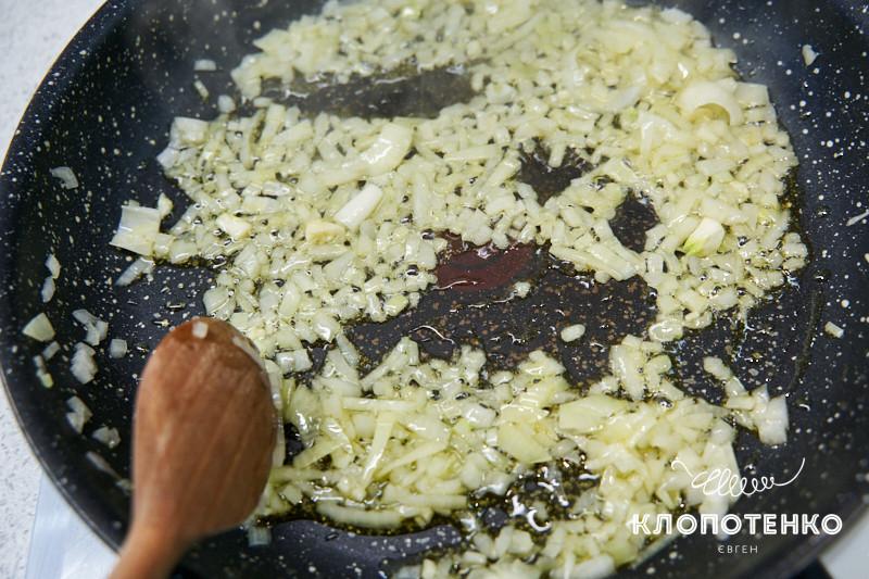 Клопотенко показал, как просто и быстро испечь настоящий пастуший пирог