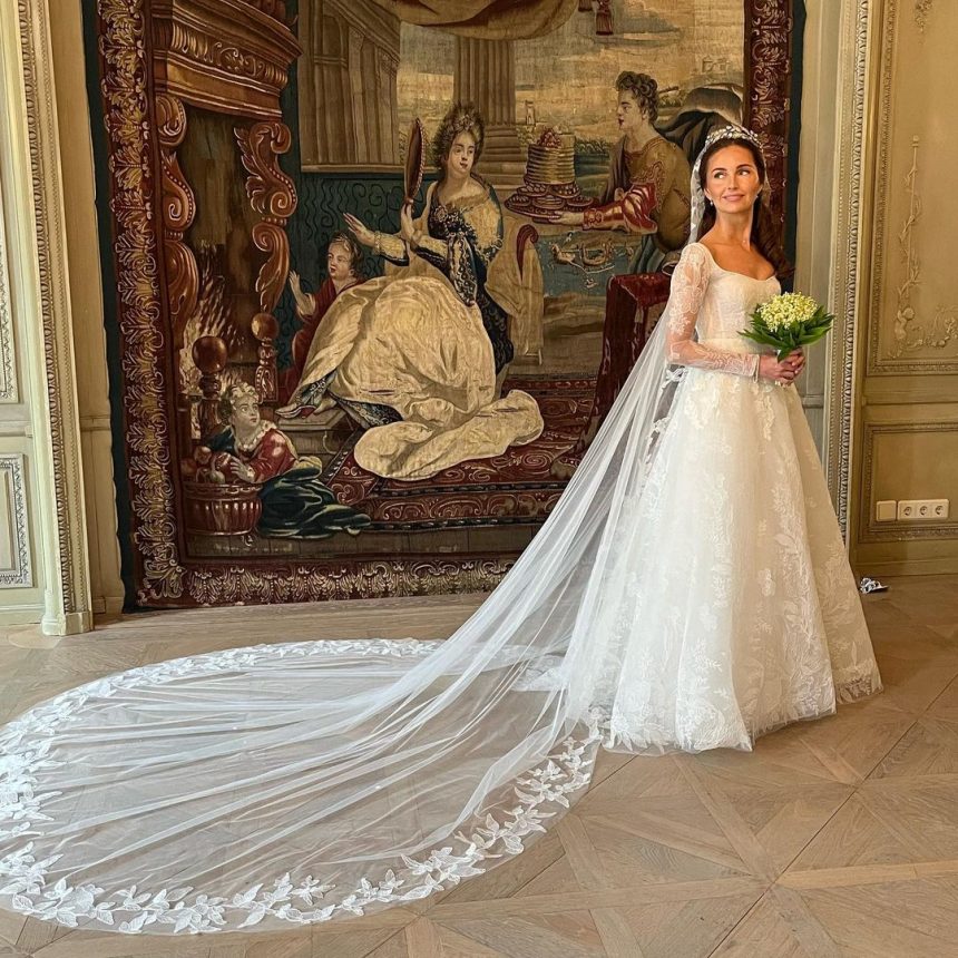 Невеста баварского принца вышла замуж в фате от украинского бренда: трогательные свадебные фото