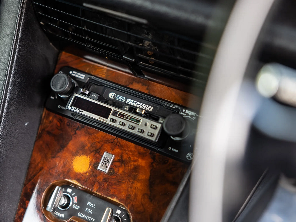 "Не міг залишатися осторонь": хто купив Rolls-Royce Андрія Данилка, який належав Фредді Мерк'юрі