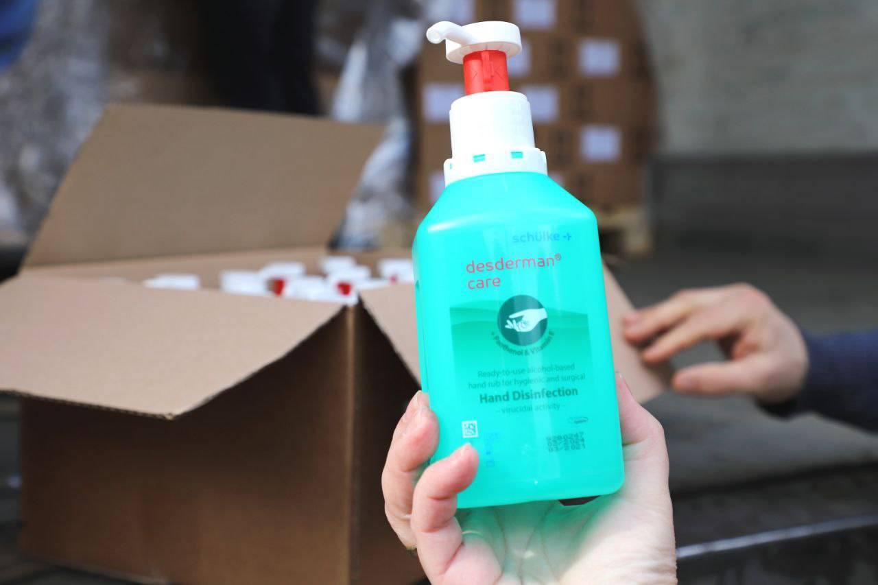 Благодійники передали черговий вантаж гуманітарки для лікарень Краматорська