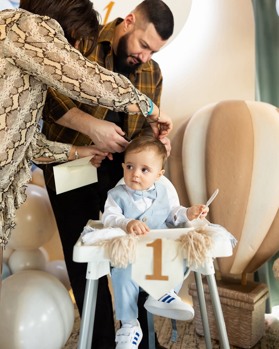 Жена Козловского показала трогательные фото с празднования дня рождения сынишки Оскара