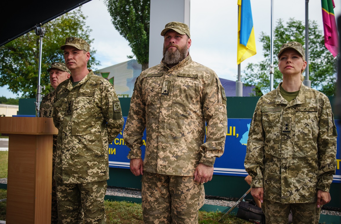 Актор-воїн Володимир Ращук: Війна - це реальне життя, а не кіно, тому воювати будуть всі