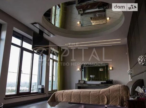 С личным лифтом за 230 миллионов. В Киеве продают люксовую 5-комнатную квартиру (фото)