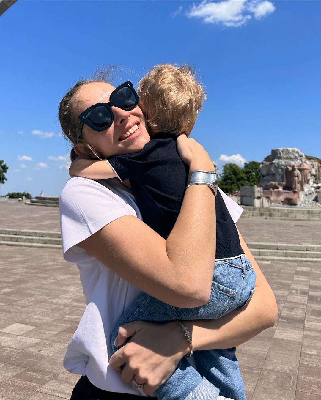 "За них мы сейчас и боремся": как украинские звезды поздравили младшее поколение с Днем защиты детей