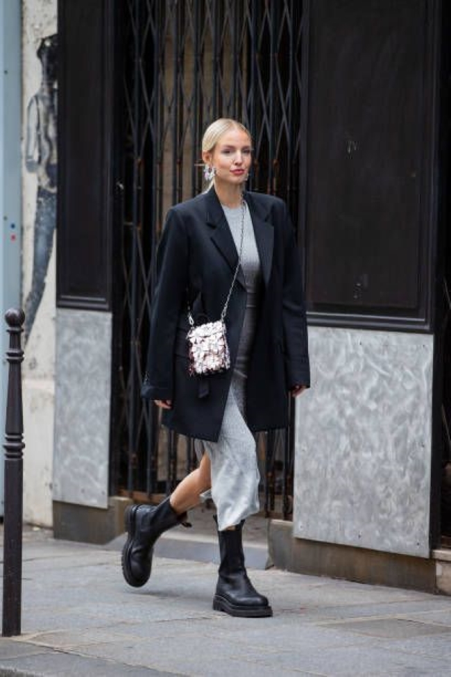 Стилист объяснила, как объединить феминность и маскулинность в своем гардеробе