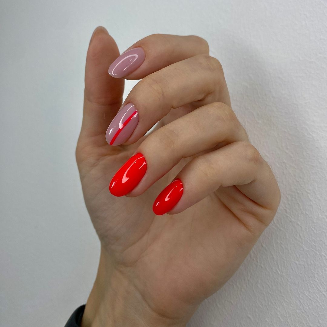 Червоний манікюр - вічна класика, яка завжди у тренді: ідеї дизайнів на осінь 2024