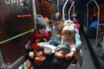 Прикриваються дітьми і жінками: ці фото показують цинізм бойовиків "ДНР"