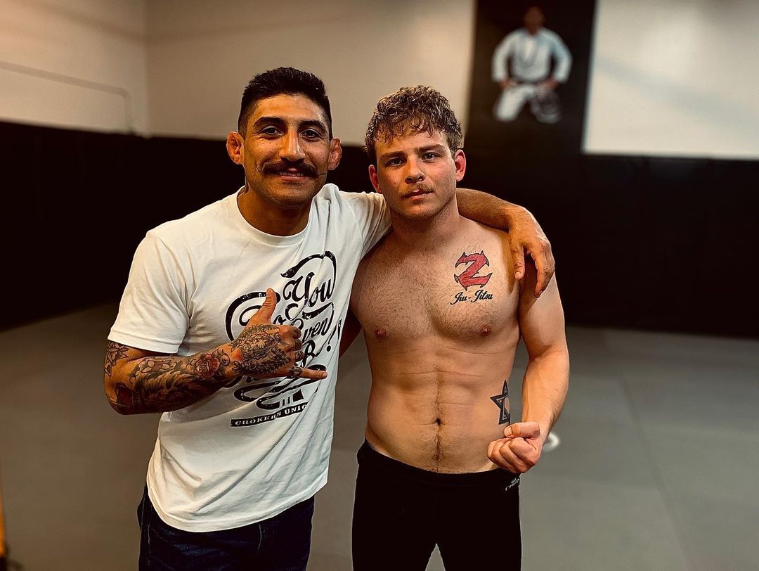 Настоящий красавец: как выглядит сейчас мальчик-ботаник из "Стюарта Литтла" (фото)