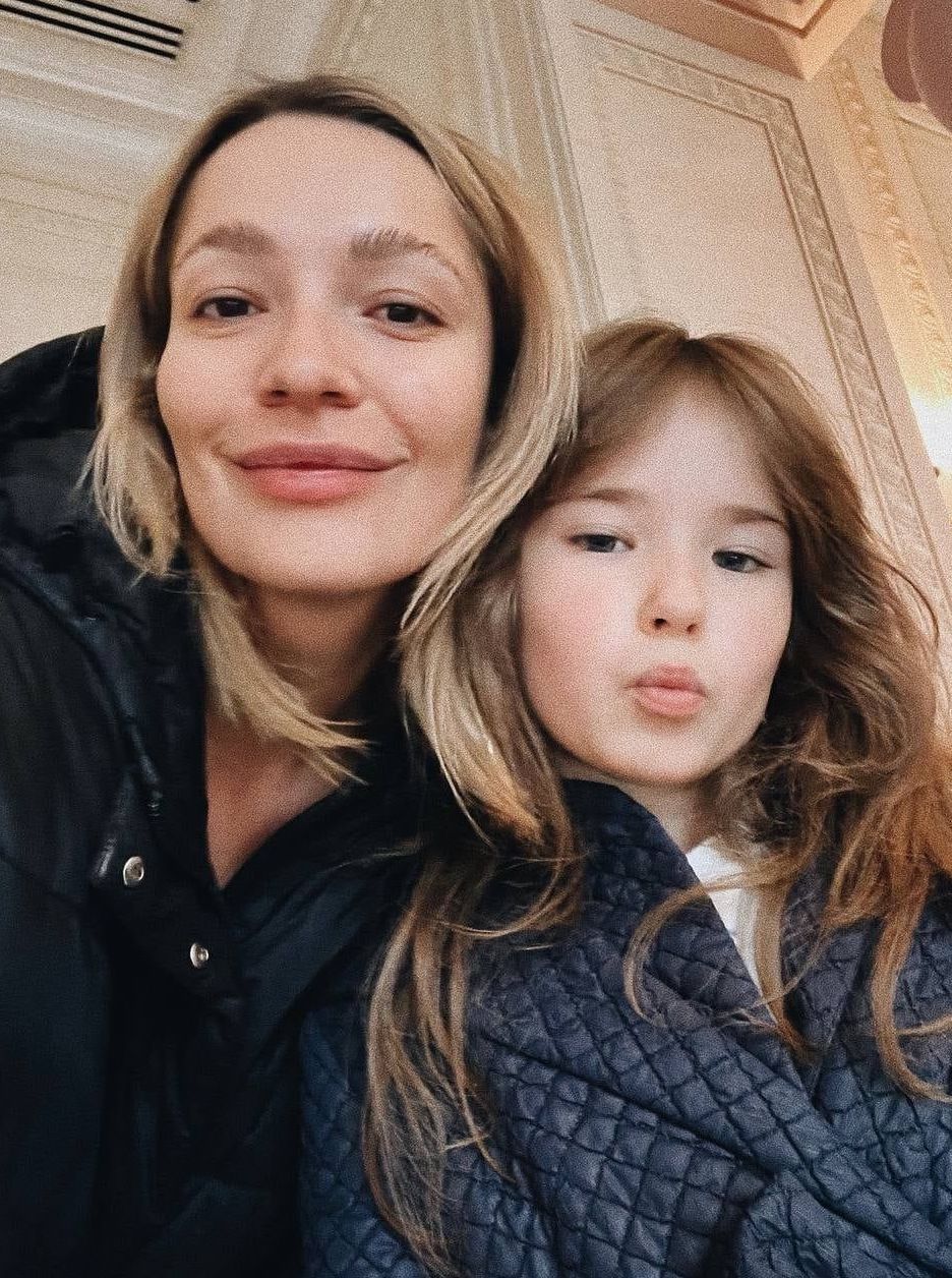 "Люблю тебе, моя Зоє". Олена Мозгова захопила рідкісним фото 30-річної доньки