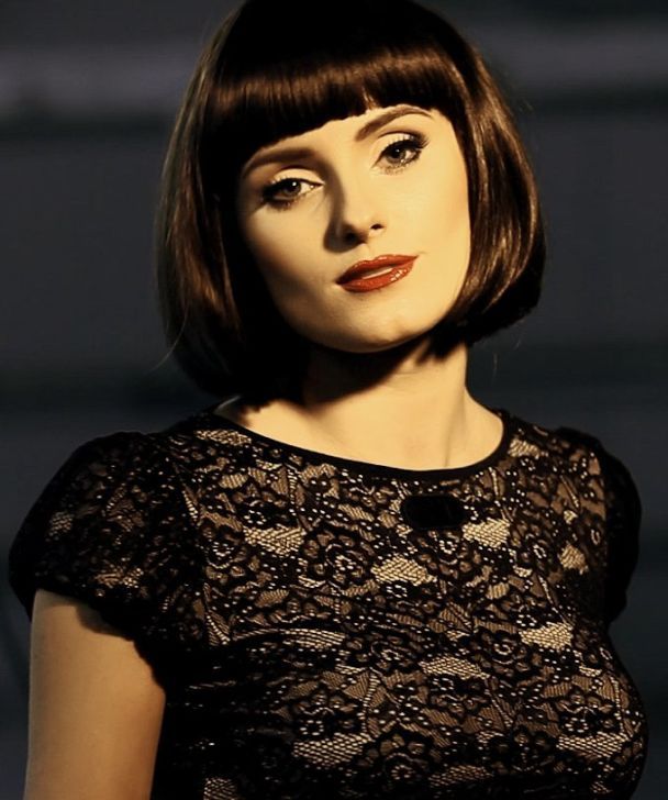 Как Ирина Федишин выглядела в юности: редкие фото звезды, которой снова приписывают беременность