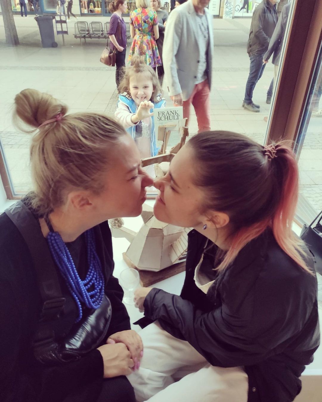 Матвиенко - в 17 лет, Павлик - в 18. Украинские звезды, рано ставшие родителями