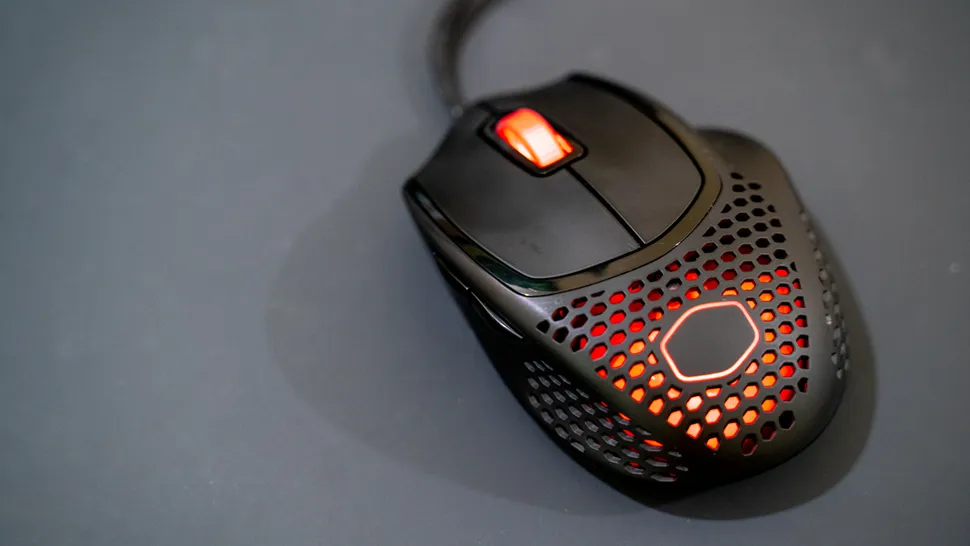 Точність та швидкість у ваших руках. 10 найкращих ігрових мишок 2024 року