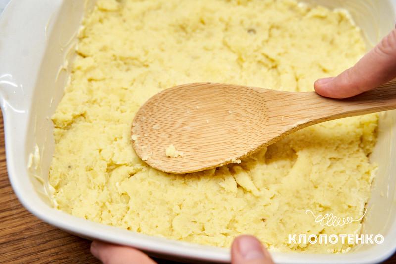 Клопотенко показал, как просто и быстро испечь настоящий пастуший пирог