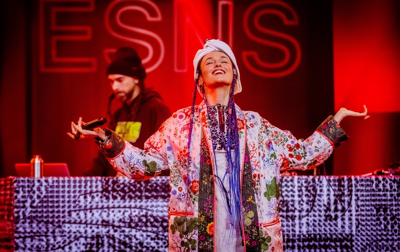 Украинская певица получила престижную премию Евросоюза: яркие фото с MME Awards 2022