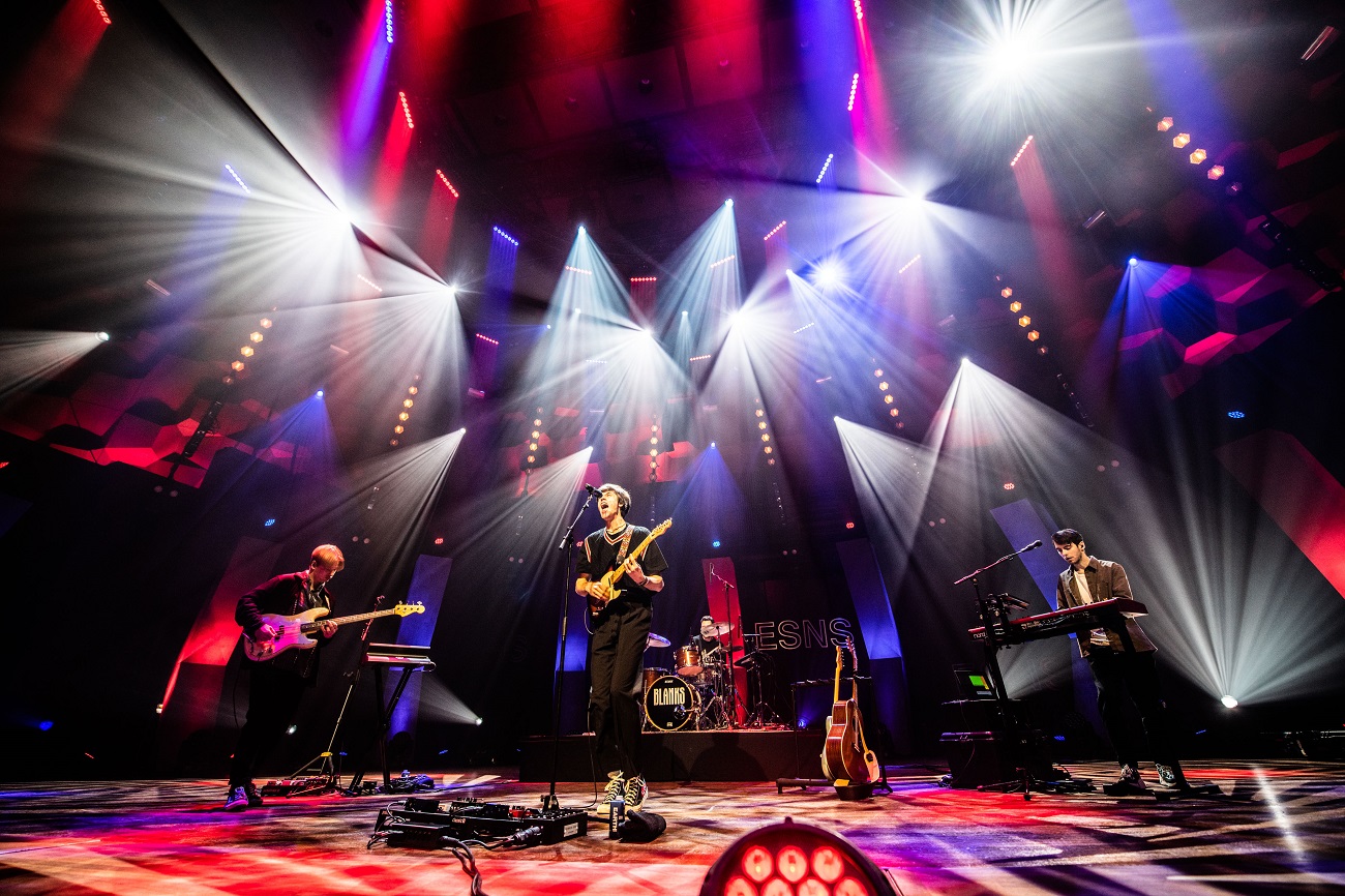 Украинская певица получила престижную премию Евросоюза: яркие фото с MME Awards 2022