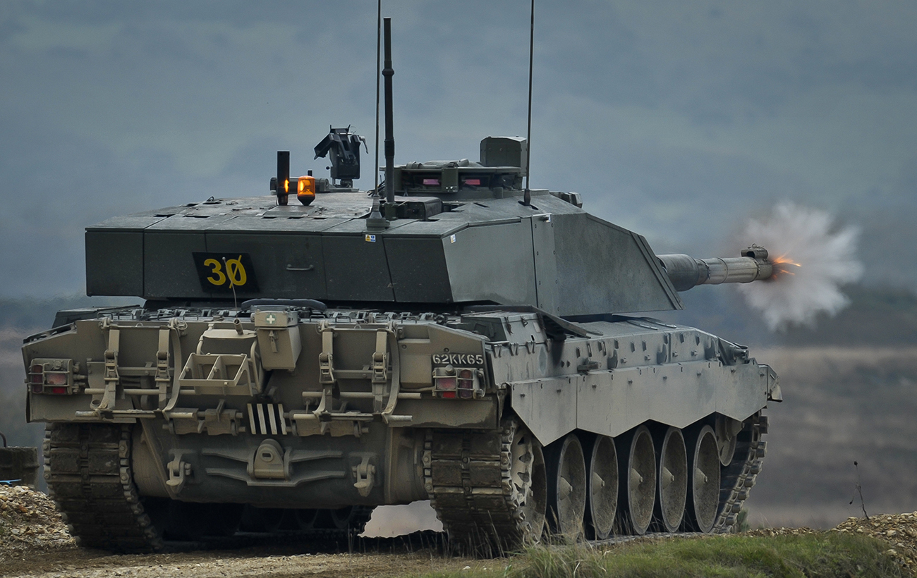 Бьет чужих, спасает своих. В чем особенности танка Challenger 2. Читайте на  UKR.NET