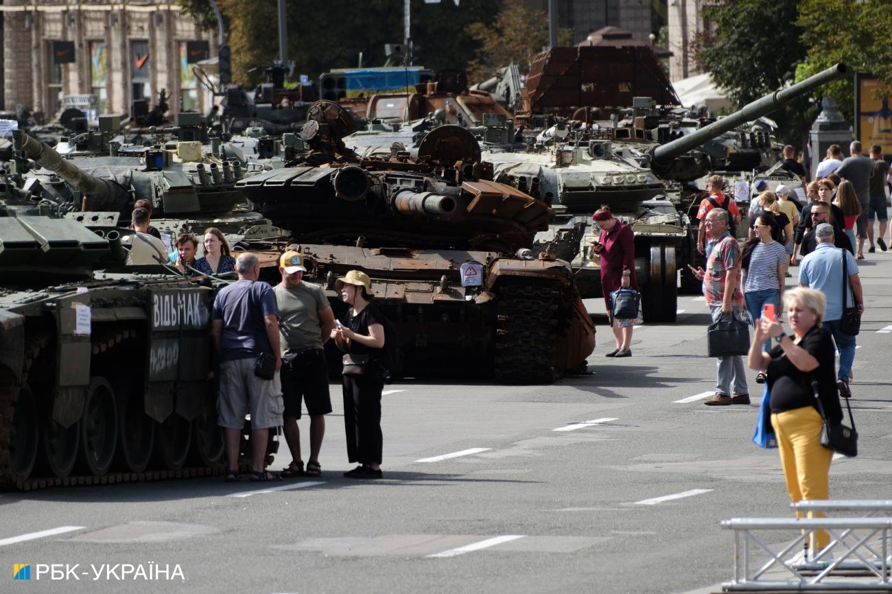 Від 90-х до сьогодні. Нескорені українці відзначають День Незалежності