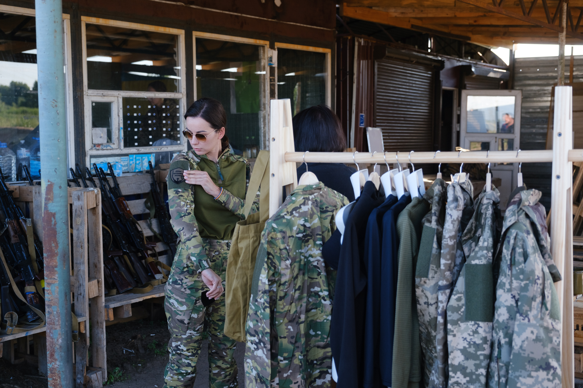 Дивіться, як виглядає нова жіноча військова форма ЗСУ: фото з полігону