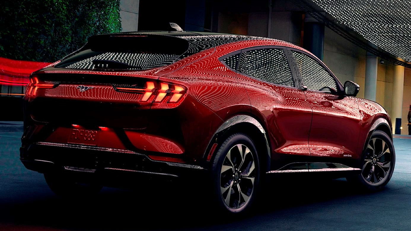 З електрикою в крові: 87-річний шанувальник Ford з Іспанії агітує за електромобілі