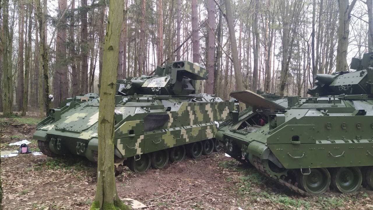 У Міноборони показали нове &quot;вбрання&quot; БМП Bradley в Україні