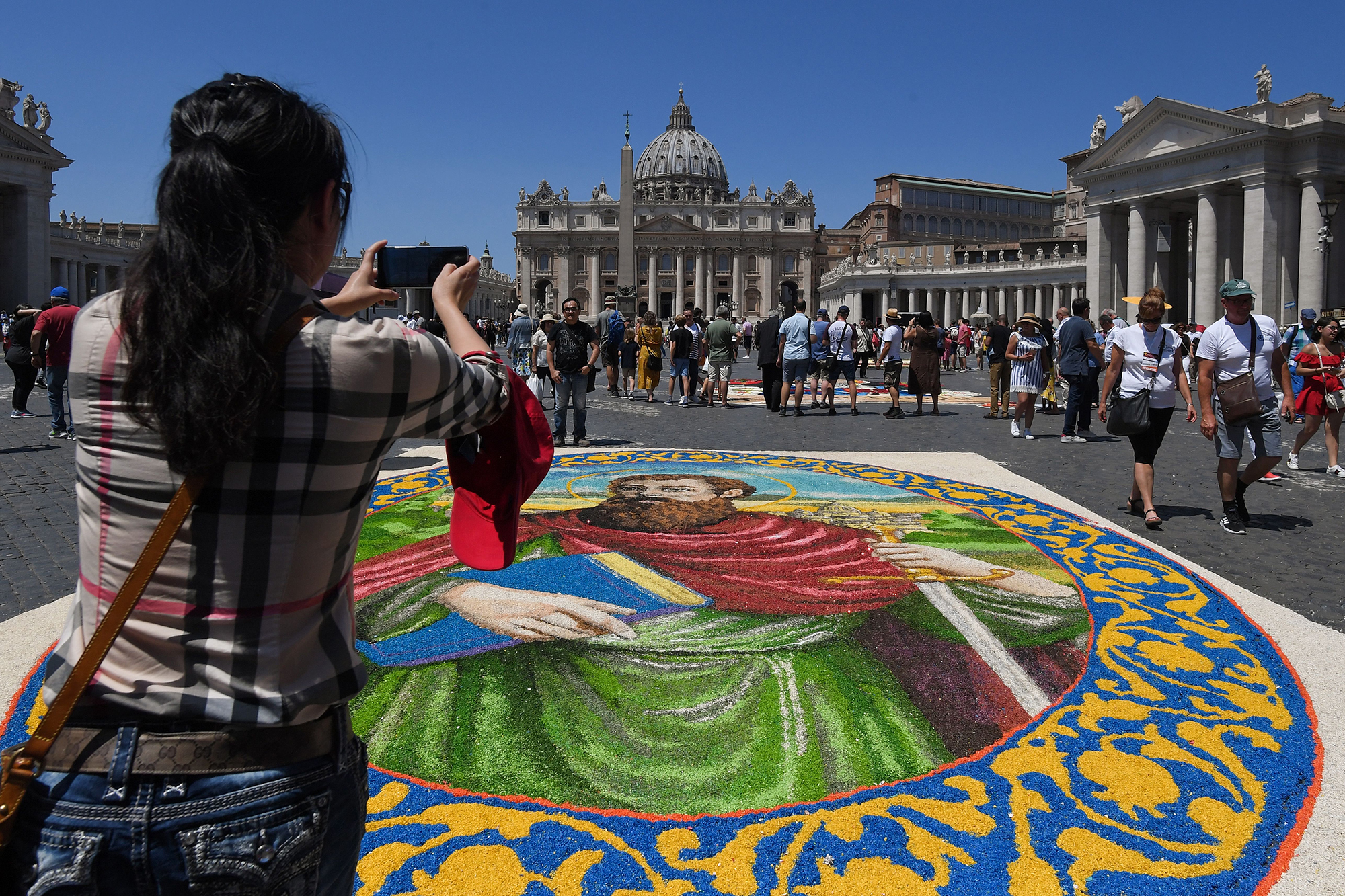 А ви знали, в якій країні менше всього жителів? 850 людей і дуже близько до України