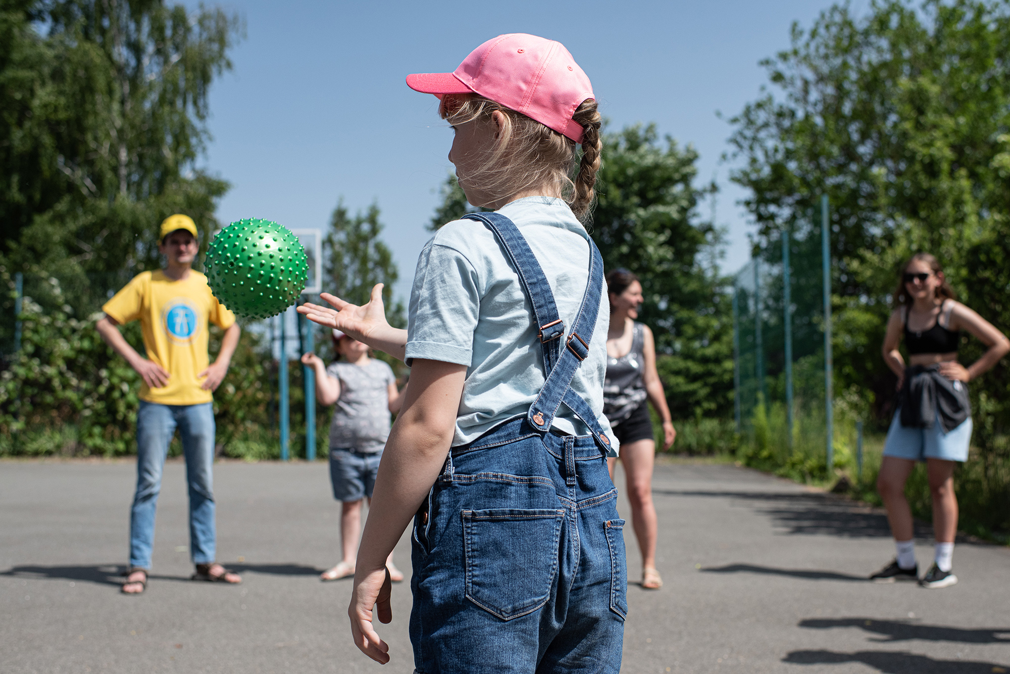 В Україні діти можуть безкоштовно відпочити у літніх таборах: як це зробити