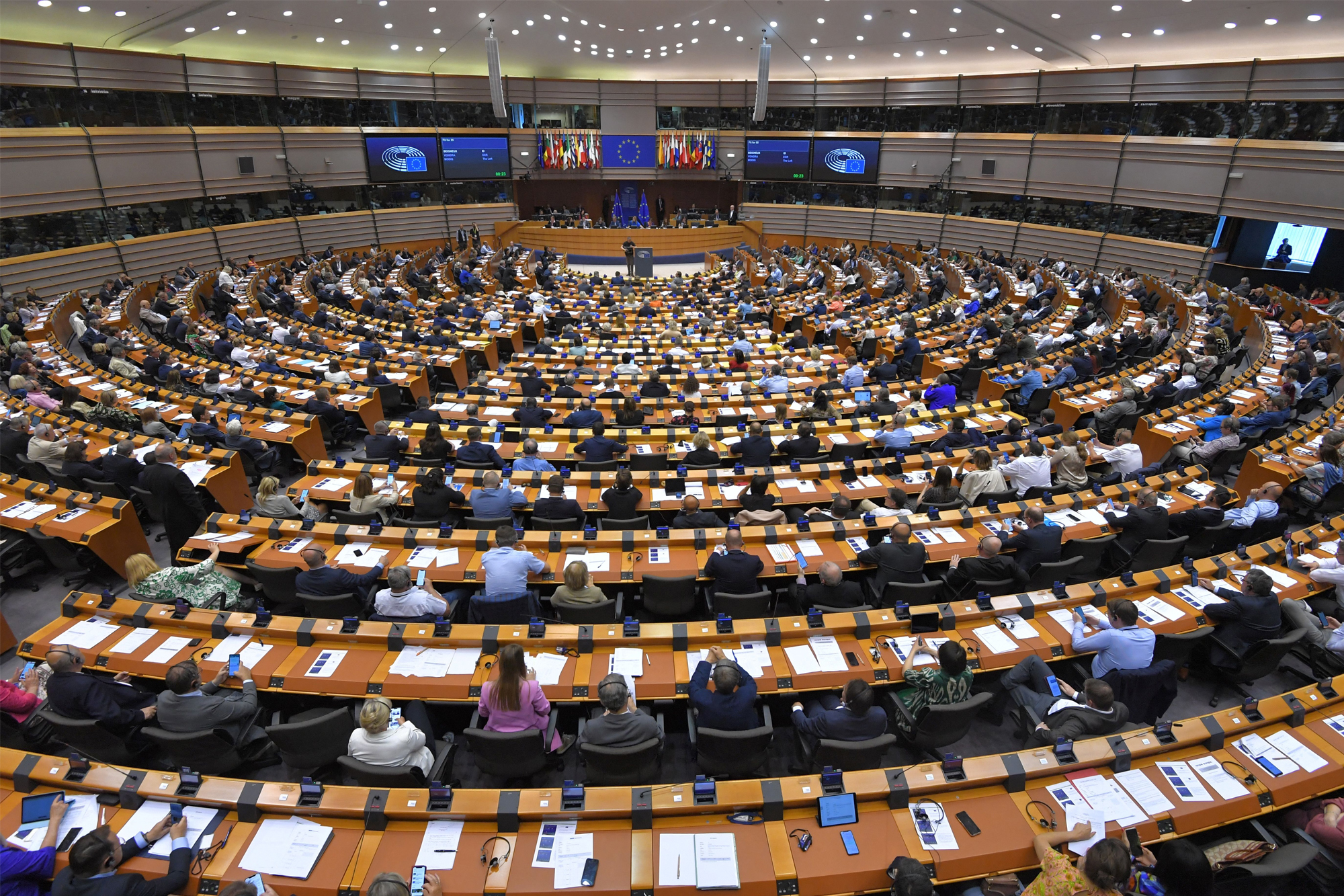 Євросоюз пообіцяв Україні 50 млрд євро. Гроші дають під реформи із жорстким контролем