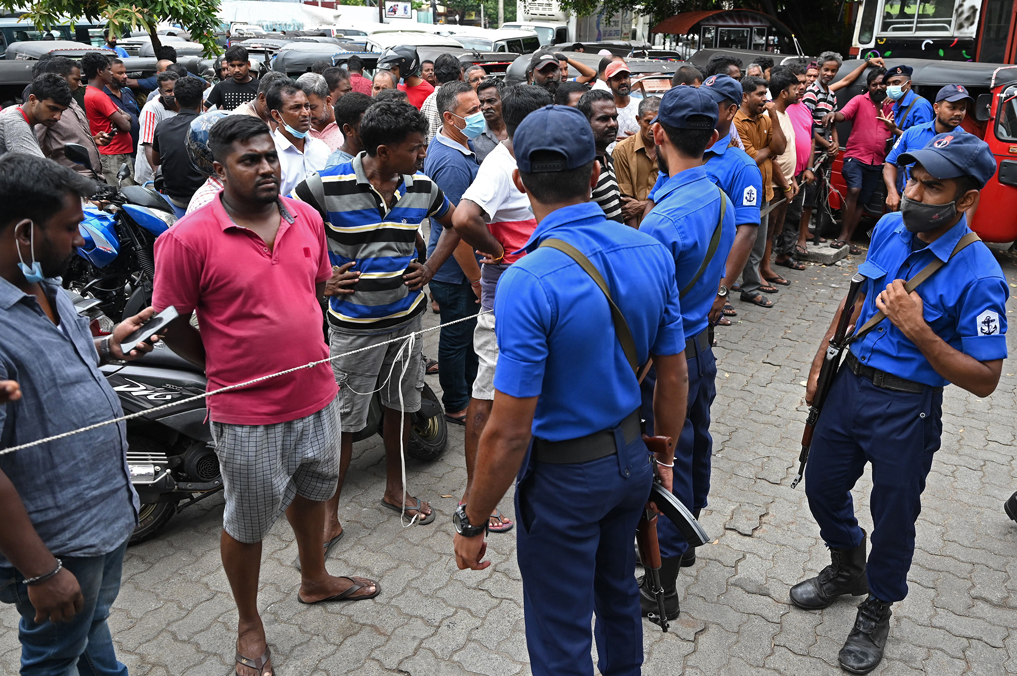 На Шри-Ланке после массовых протестов выберут нового президента: известна дата