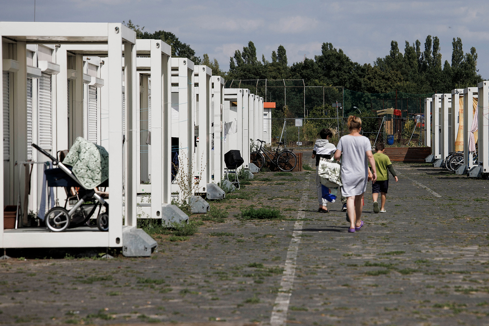 Як українським біженцям поїхати до Німеччини: правила в'їзду та центри прийому