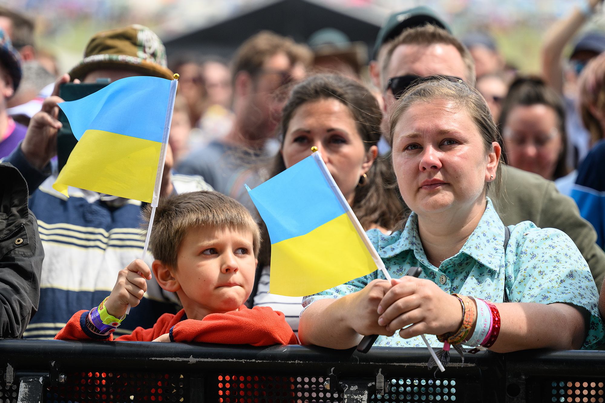 Пошук житла та контроль. Що чекає на українських біженців за кордоном у 2023 році