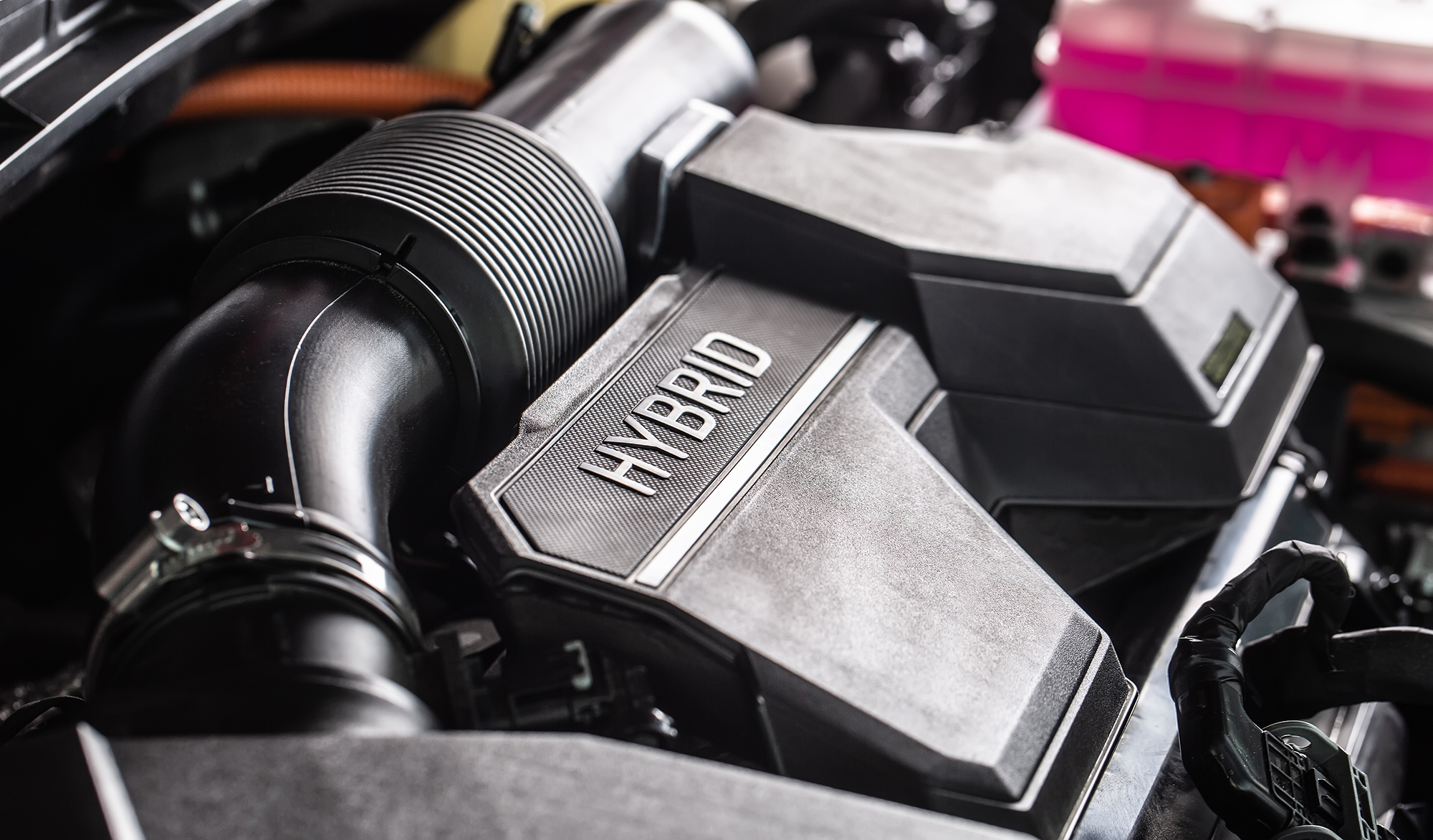 Нужно ли прогревать двигатель машины перед поездкой: несколько важных советов