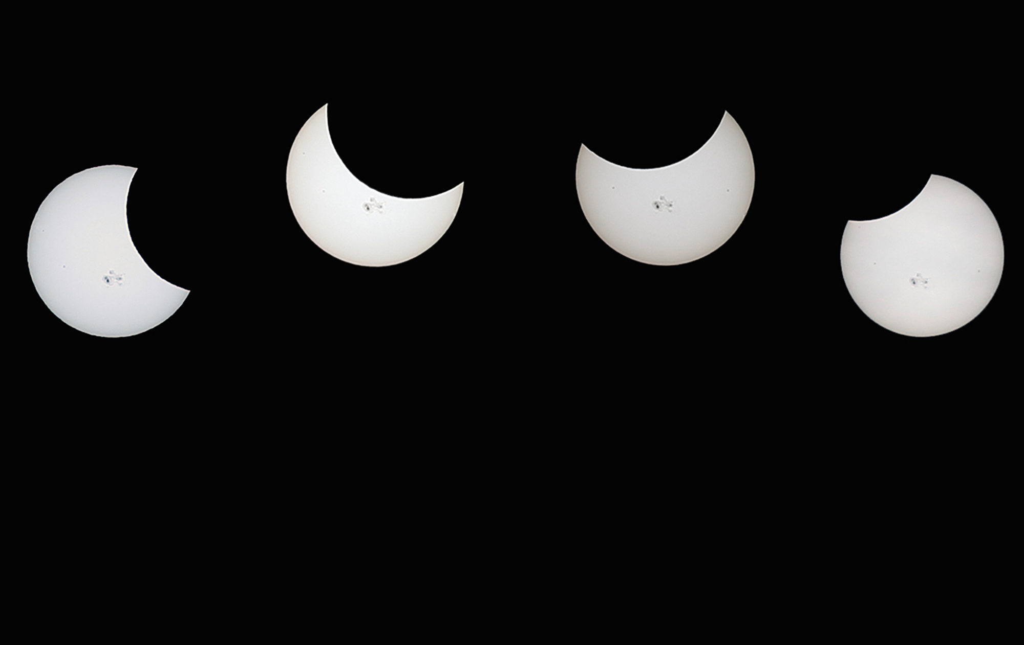 Спадний Місяць: чого очікувати від небесних світил з 9 по 23 листопада