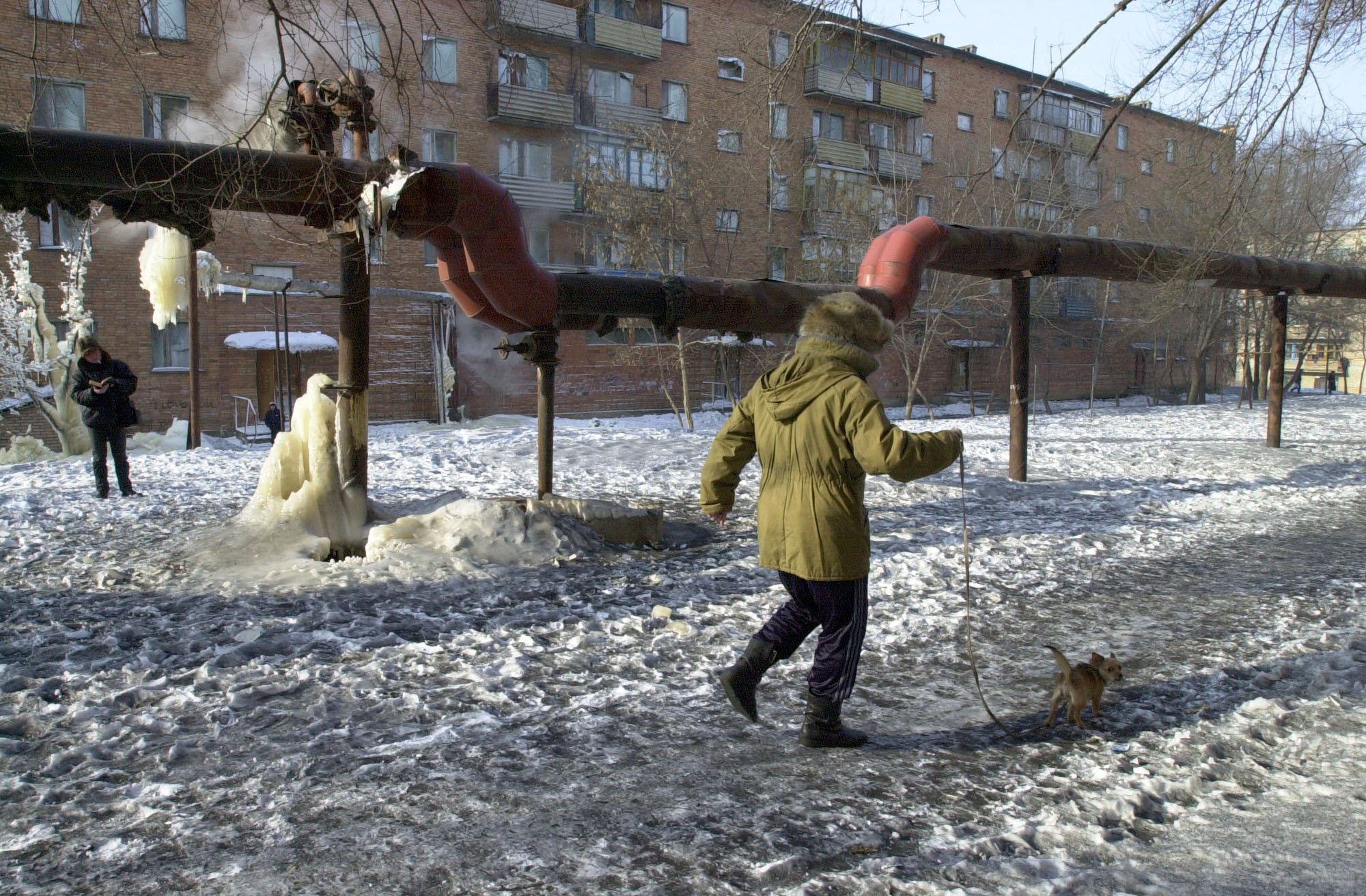 Комунальний колапс у Росії: чому замерзають міста і як це пов'язано з війною в Україні