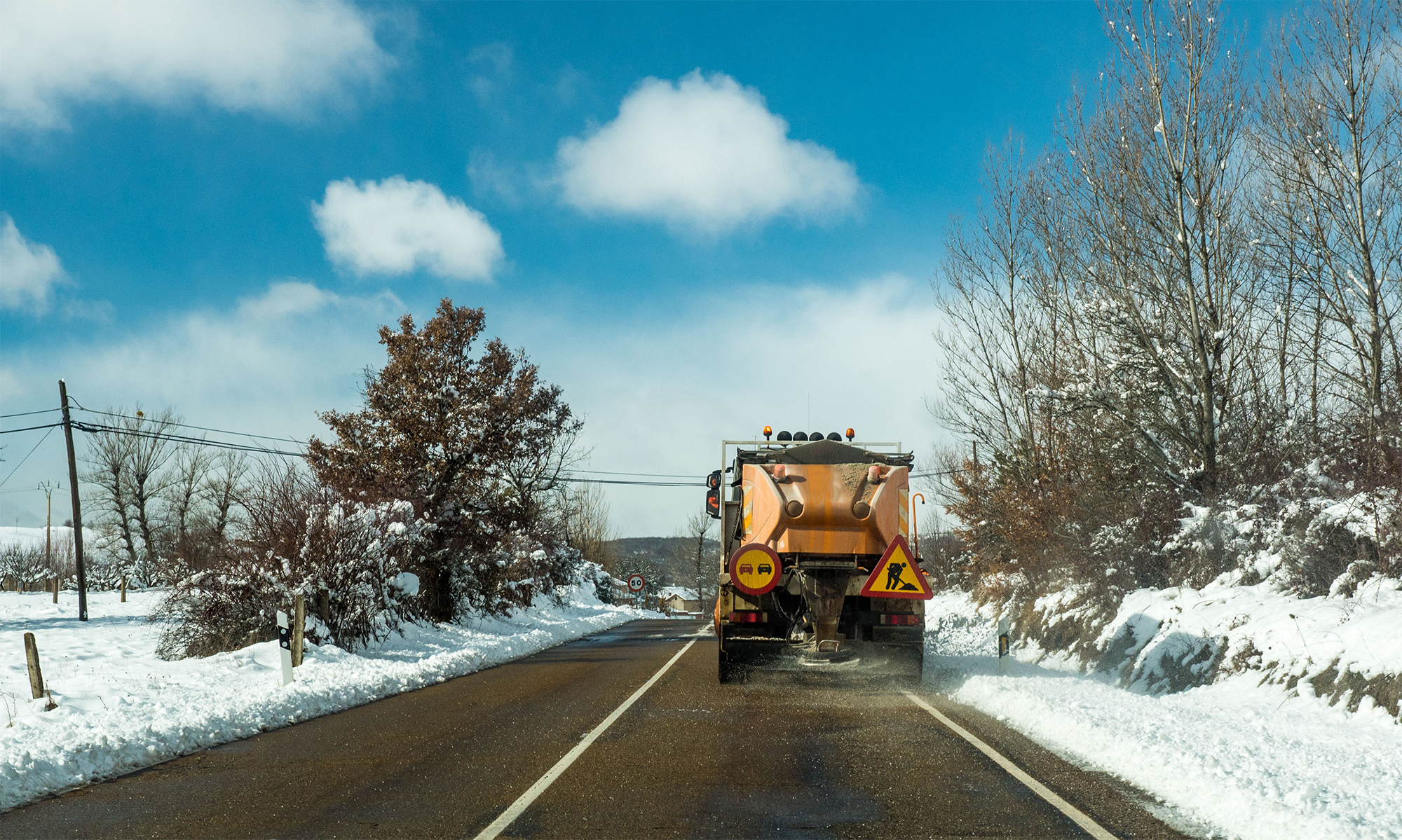 Як страховики визначають кінець зими: важливі дати для водіїв