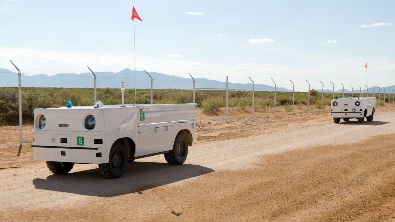 На солнечных батареях и без водителя: Honda создала беспилотный электрогрузовик