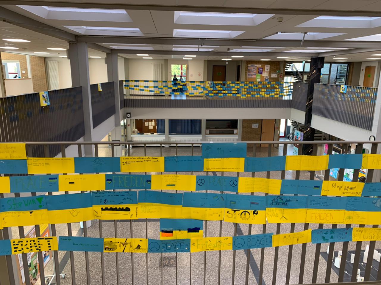 У Німеччині люди вийшли на підтримку українців і нагадали світу про війну: промовисті фото