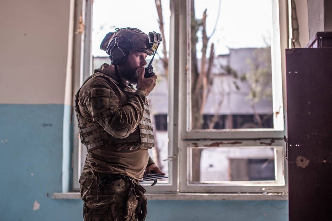 Актор-воїн Володимир Ращук: Війна - це реальне життя, а не кіно, тому воювати будуть всі