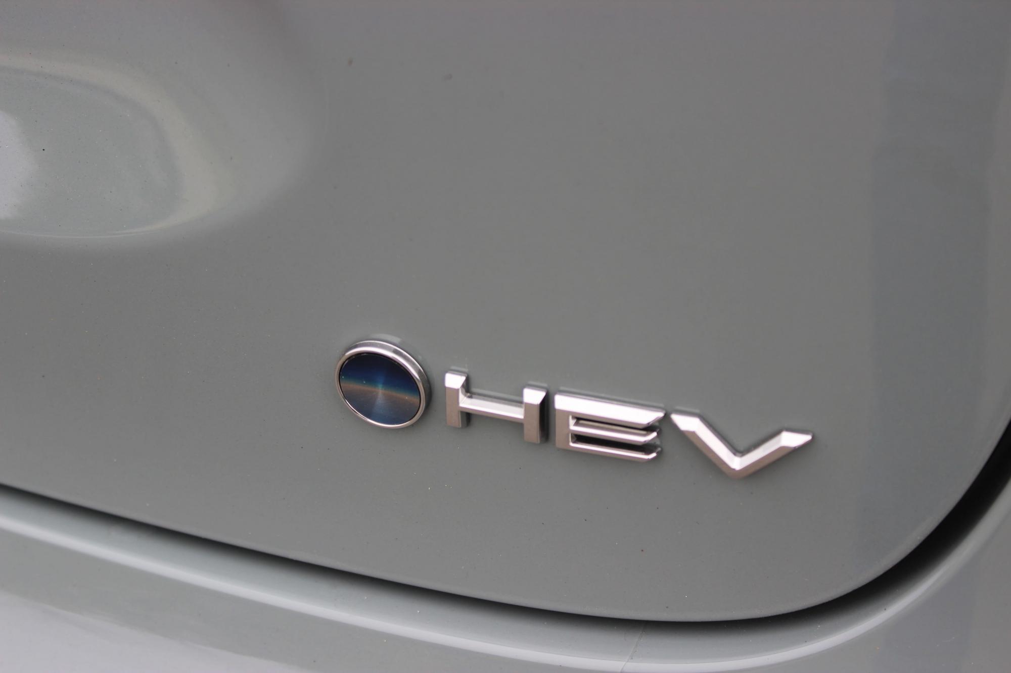 Тест-драйв Toyota Yaris Cross: преимущества и недостатки городского кроссовера