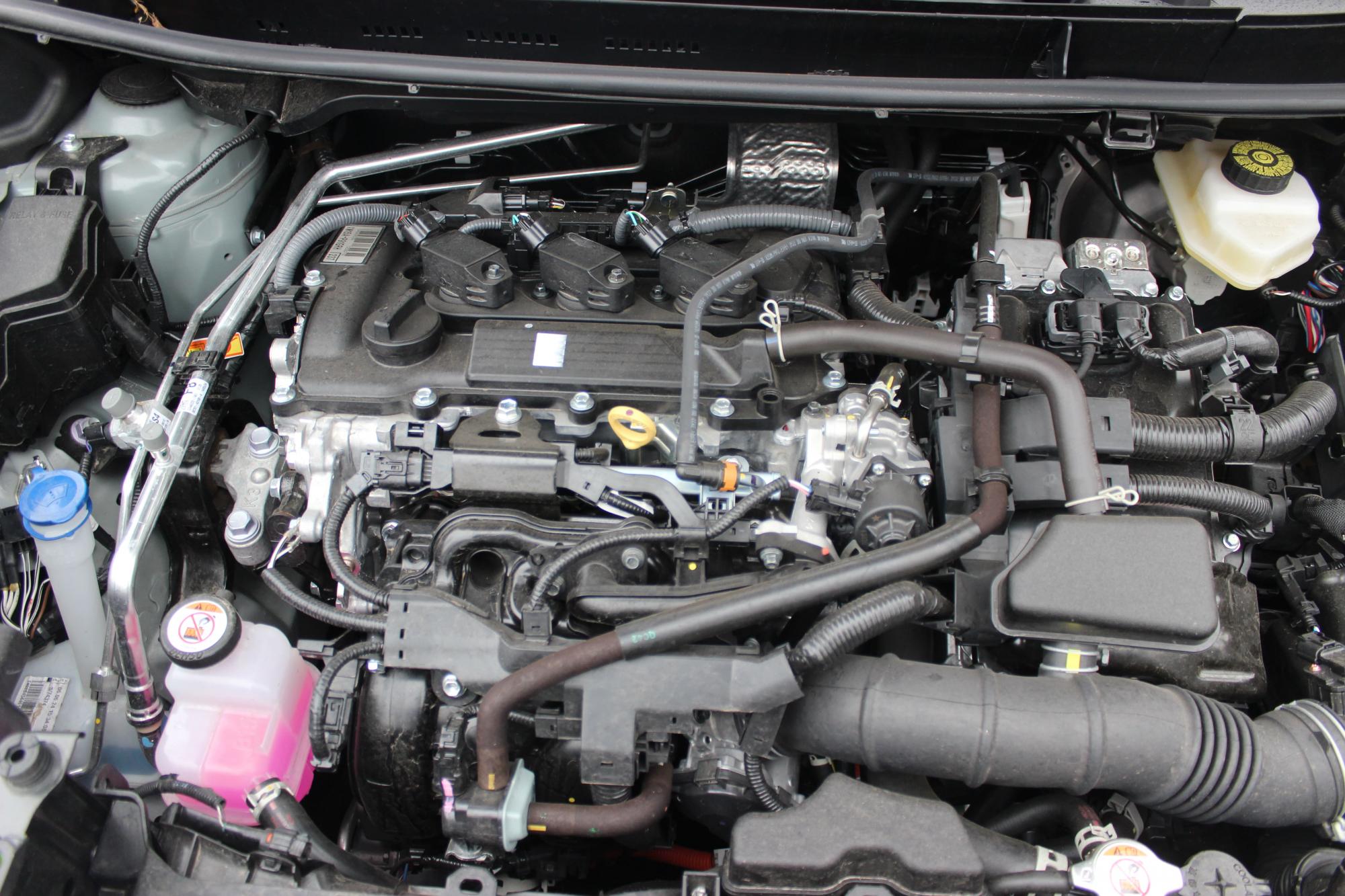 Тест-драйв Toyota Yaris Cross: преимущества и недостатки городского кроссовера