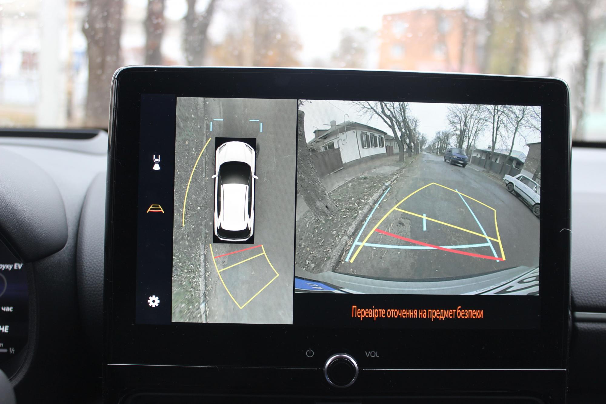 Тест-драйв Toyota Yaris Cross: преимущества и недостатки городского кроссовера