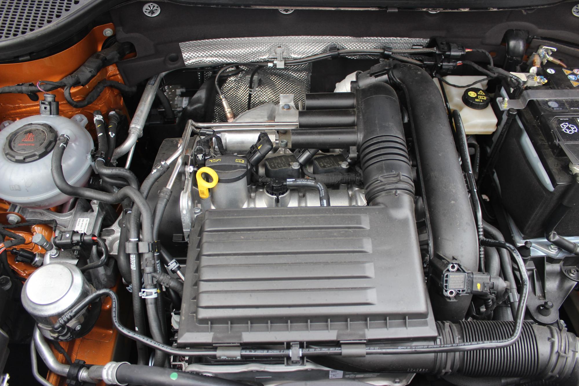 Тест-драйв Skoda Karoq: преимущества и недостатки обновленного кроссовера