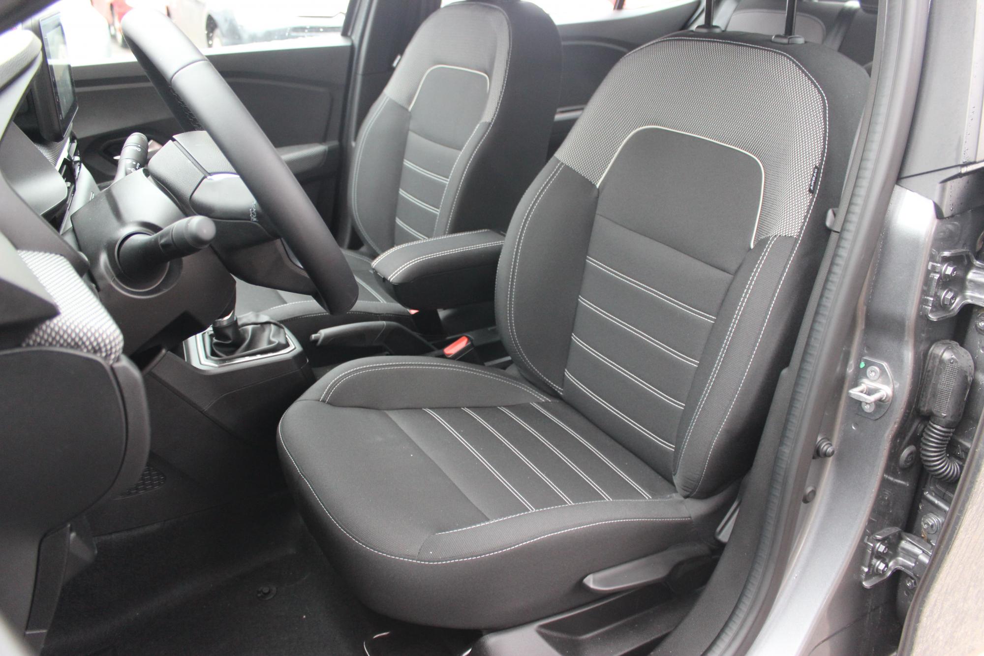 Тест-драйв Renault Taliant: преимущества и недостатки доступного седана