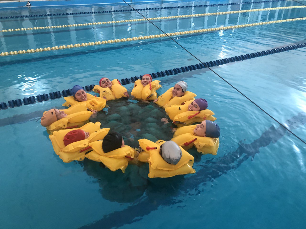 Бортпровідниця Олена Сандакова: Зараз в умовах війни ми всі чекаємо відряджень