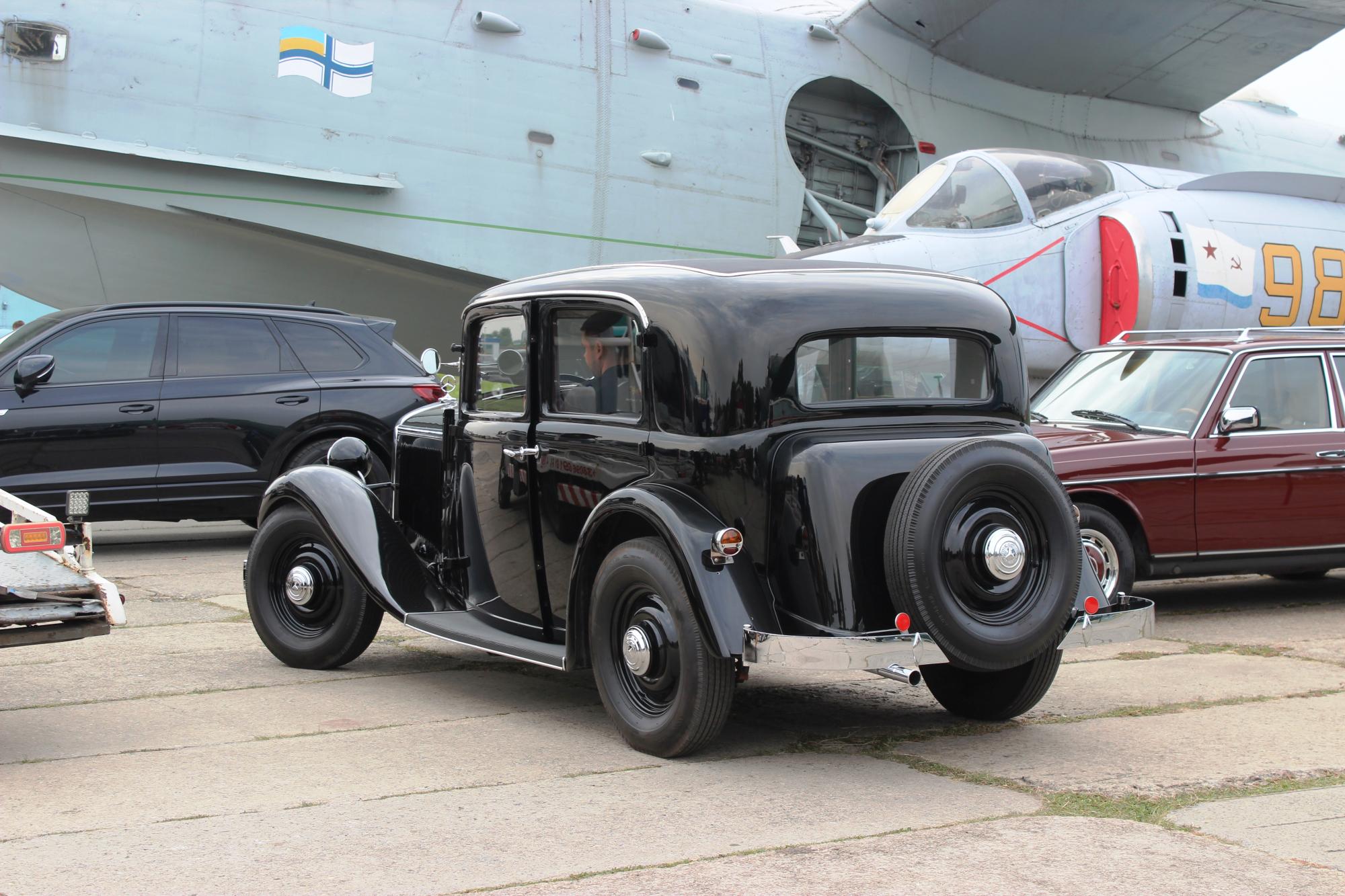 Названы лучшие автомобили осеннего фестиваля OldCarLand в Киеве