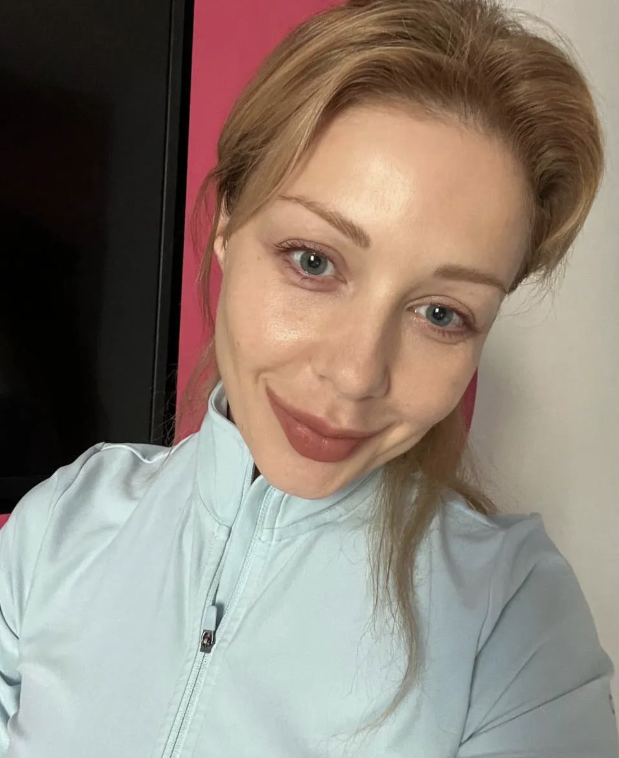 Дивіться, як насправді виглядає Тіна Кароль без макіяжу (фото)