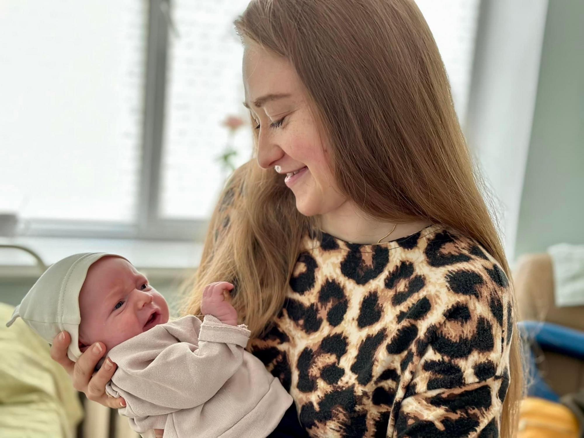 Лікарі боролись за життя: неймовірна історія порятунку недоношеного хлопчика у Києві