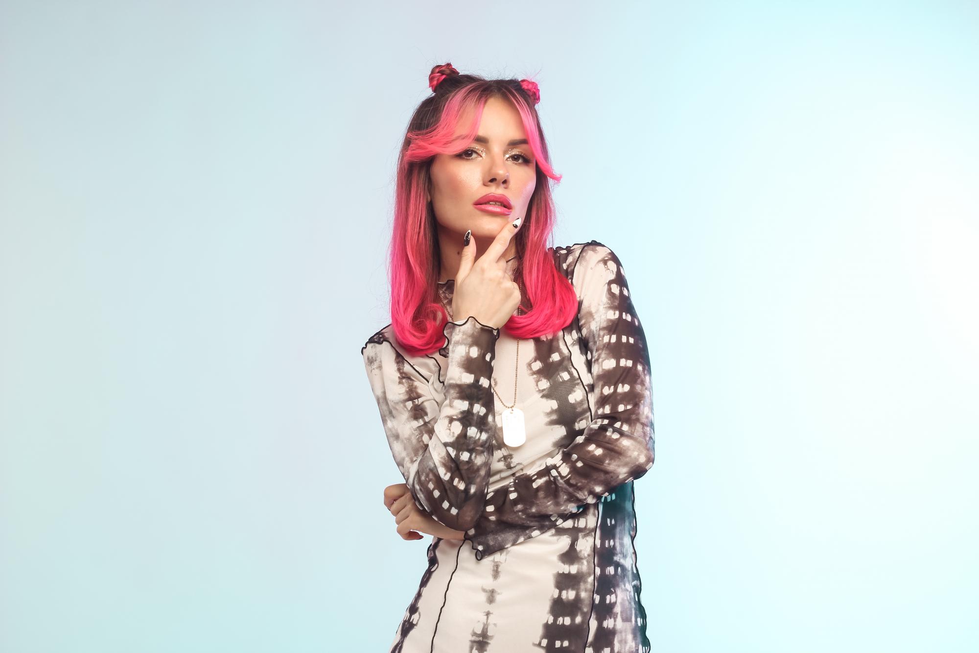 Зірки розсекретили, як зустрінуть Новий рік: в піжамі, на роботі і в теплих краях!