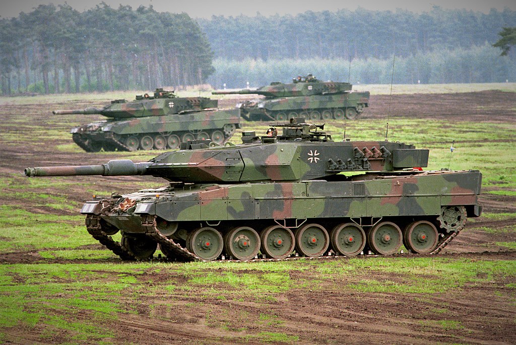 В Україні прийняли на озброєння танки Leopard трьох модифікацій