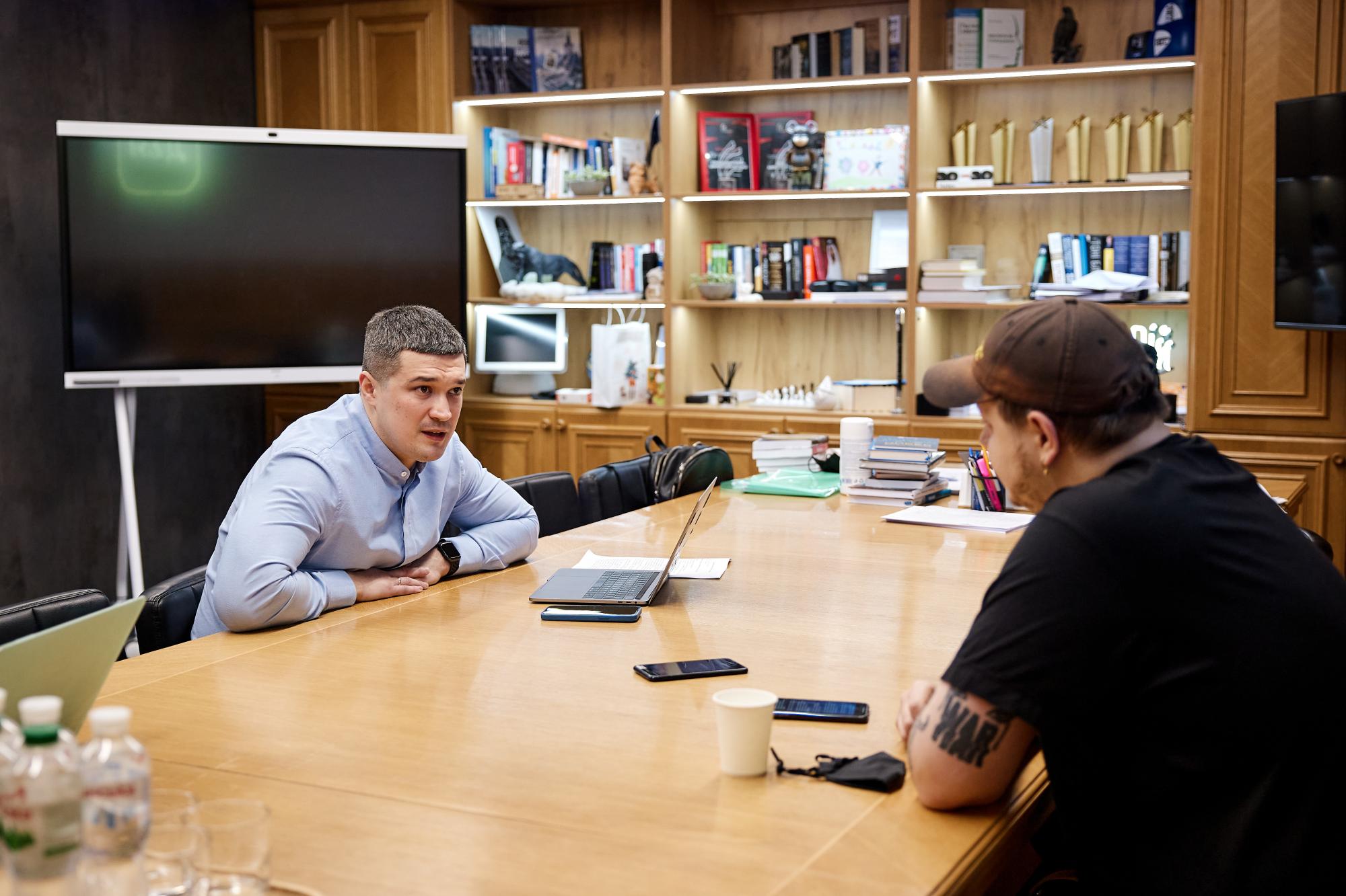 Будущее "Дія", е-гривна и свадьбы онлайн. Блиц-интервью Михаила Федорова