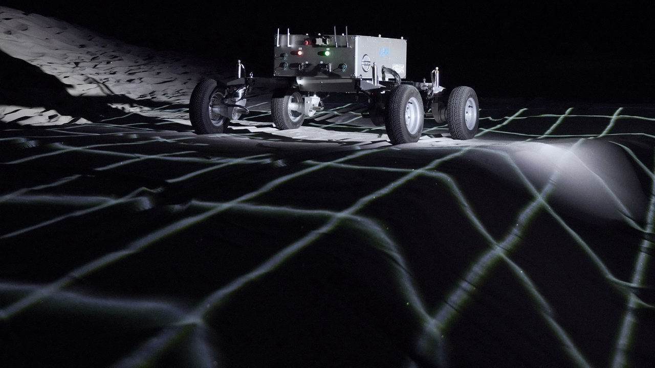 Кросовер Nissan Ariya поділиться технологіями з космічним ровером, але сам на Місяць не полетить